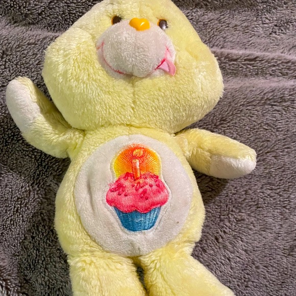 Vintage 80s Care Bear - Picture 1 of 3